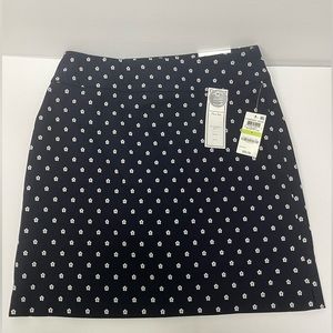 NWT Charter Club Navy White Flower Print Skort. Sz. 4